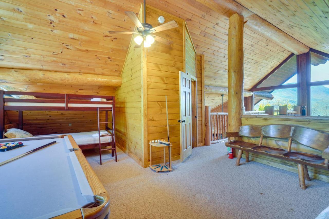 Holiday home Smoky Mountain Vacation With Hot Tub! Gatlinburg