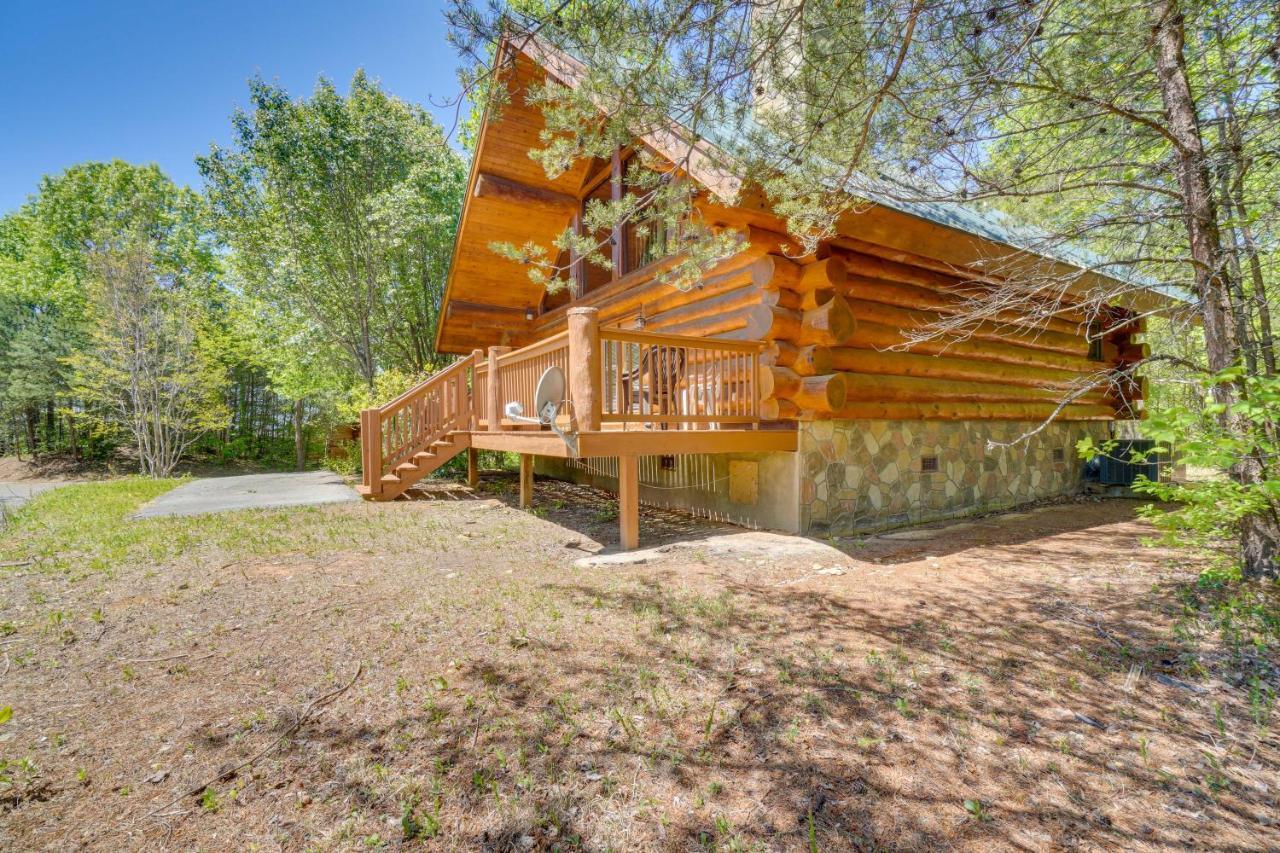 Idyllic With Hot Tub And Balcony! Holiday home