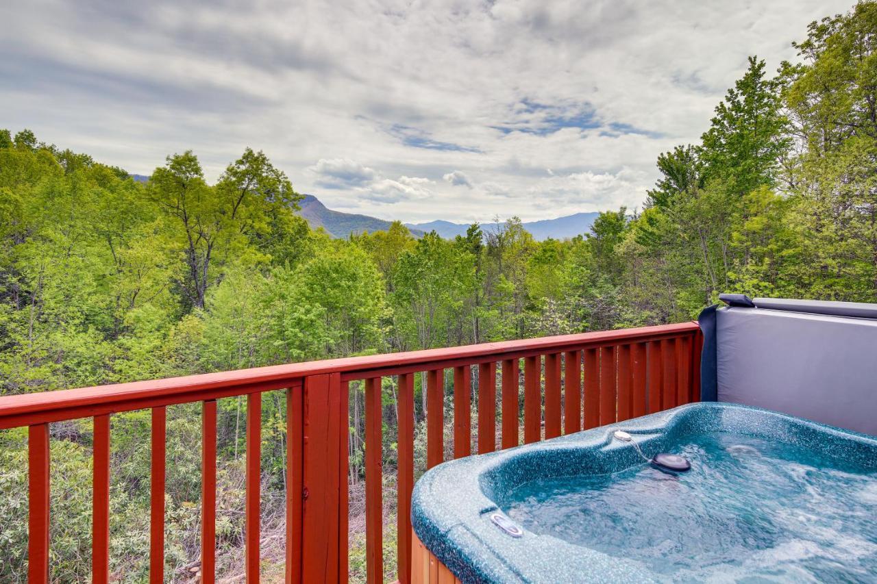 Quiet With Lookout Decks And Hot Tub! Holiday home *