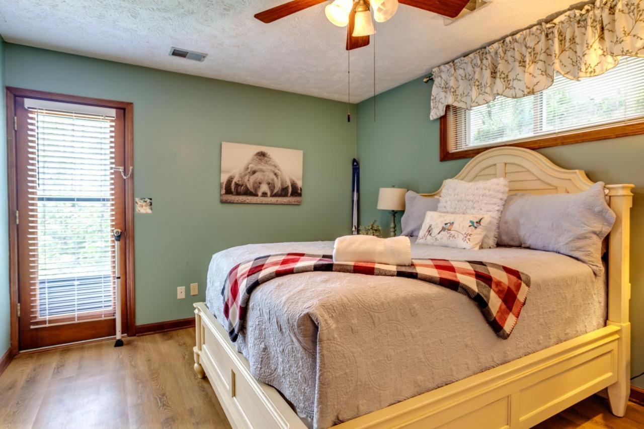 Holiday home Serene Escape View Games Community Pools Gatlinburg