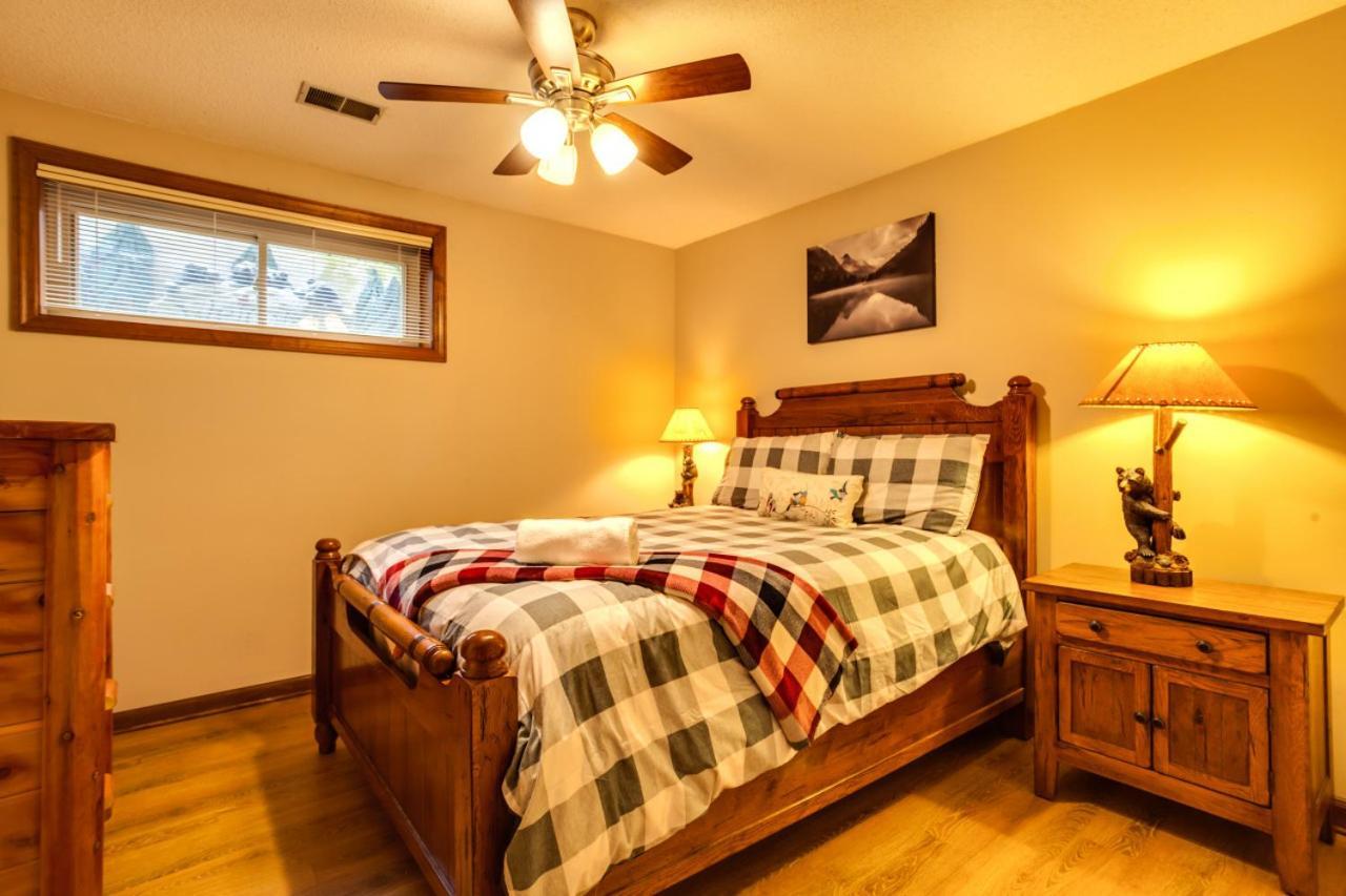 Serene Escape View Games Community Pools * Gatlinburg