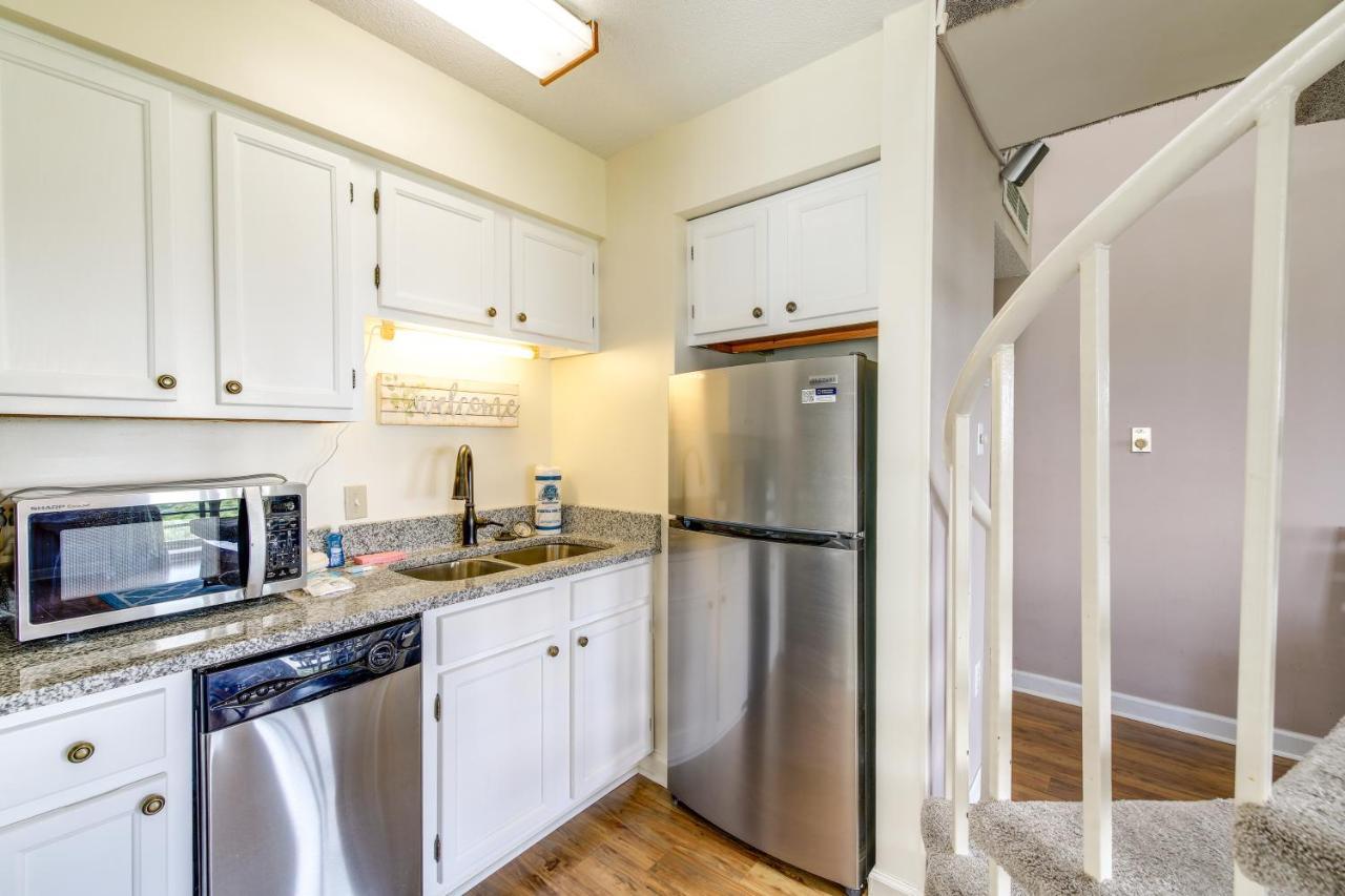 Mountaintop With Balcony And Views! * Gatlinburg