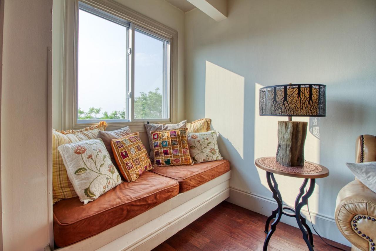 Holiday home Breathtaking Sunsets, Views, Pool, Heaven Awaits! Gatlinburg