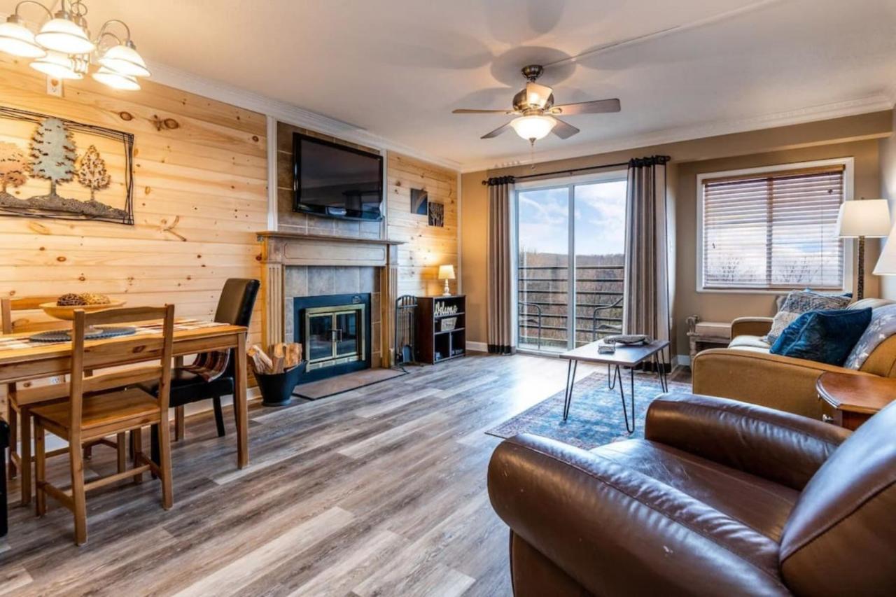 Sky High Views!!-peak Mountaintop-outdoor Pool-close To Downtown-private Balcony-wifi-cable *