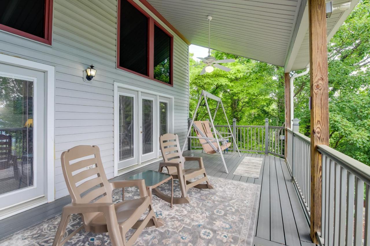 Mountain Views And Indoor Hot Tub! Holiday home *