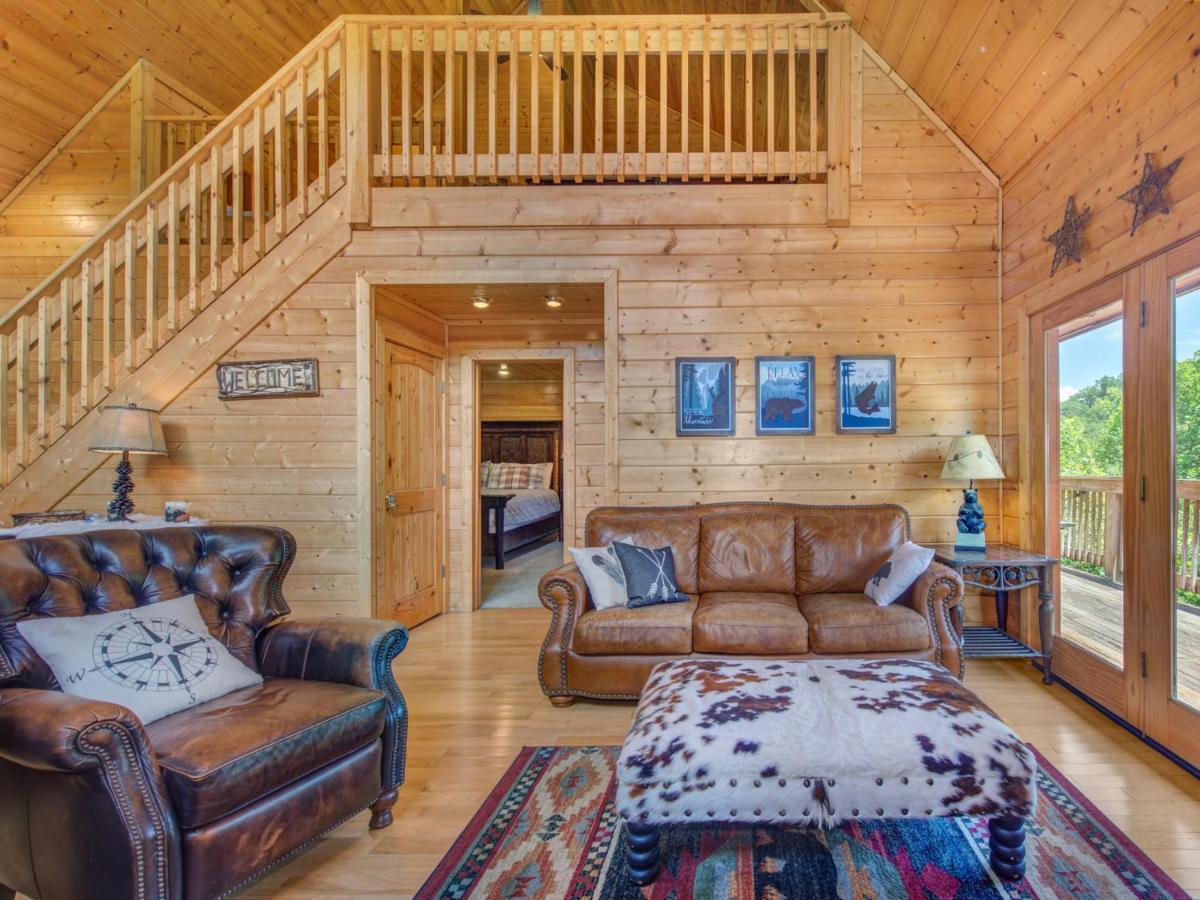 Alexas Hideaway, 1 Bedroom 1 Loft, Pool, Hot Tub, Wifi, Sleeps 6