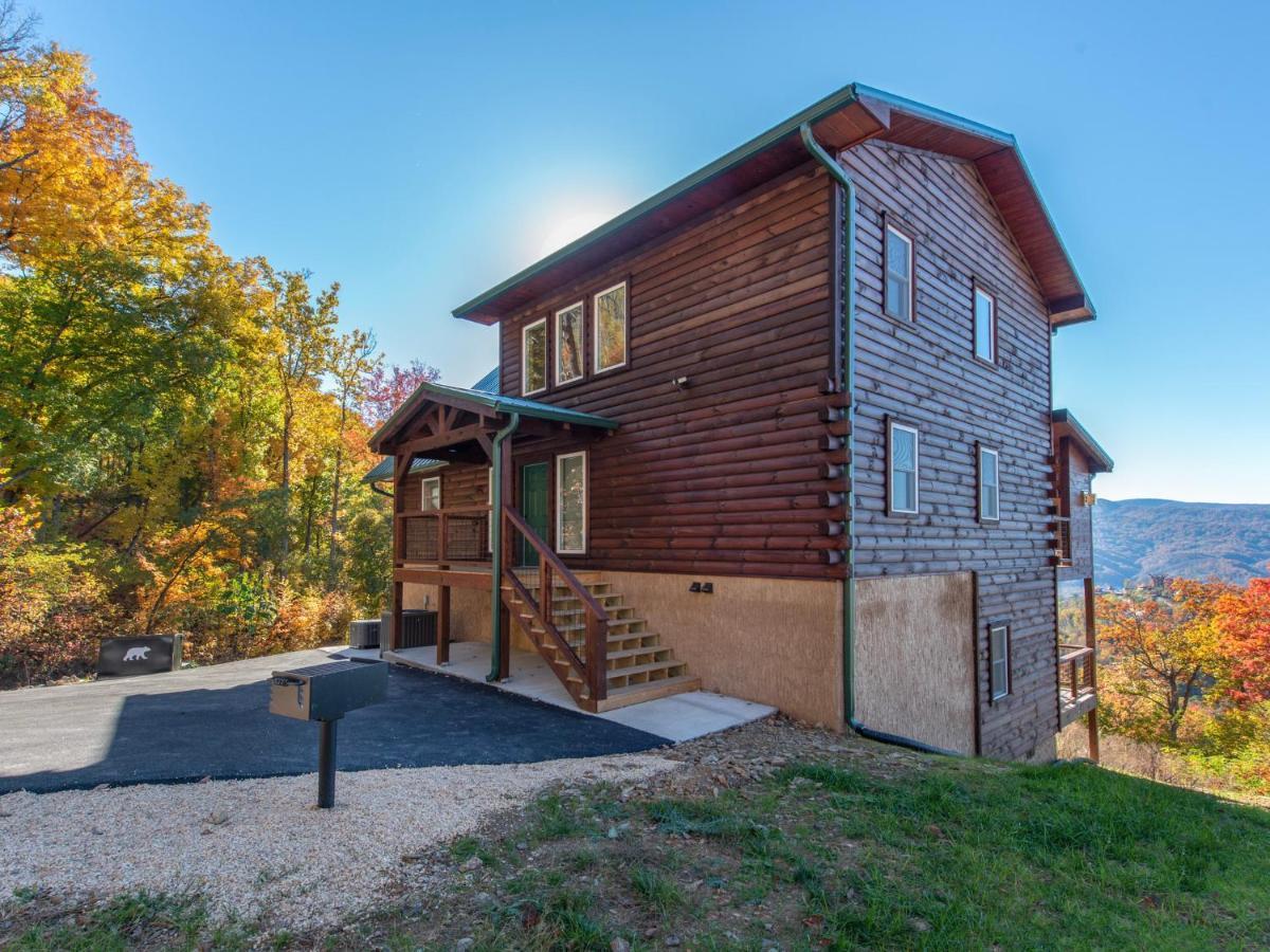Overlooking Adventure Holiday home *