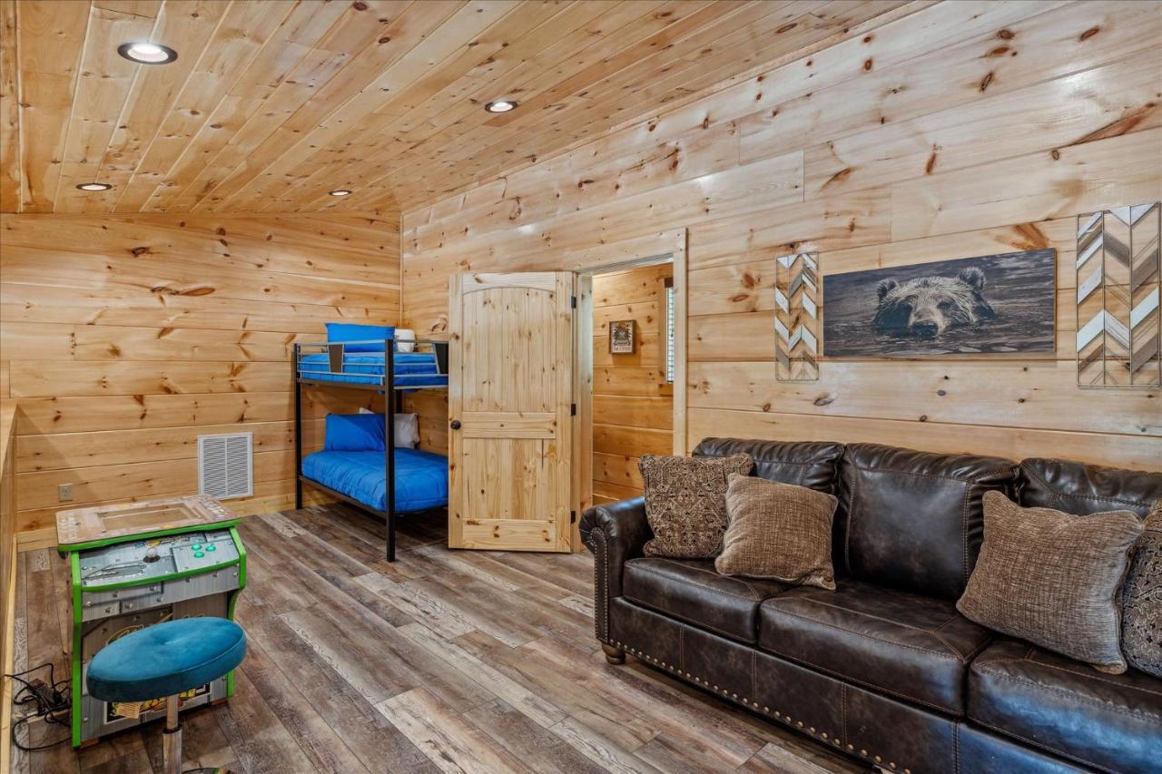 Four-bedroom House Gatlinburg