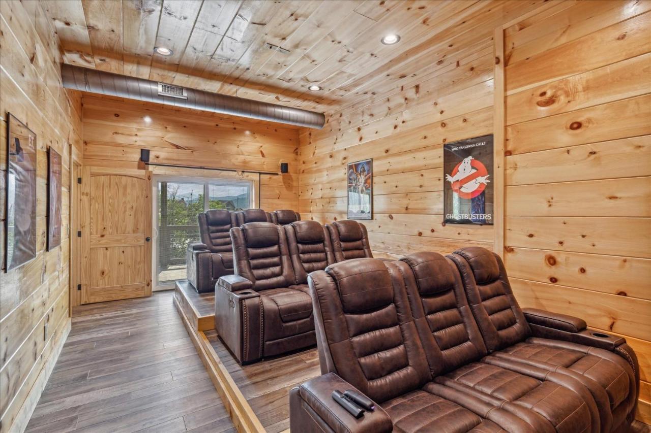 Holiday home Four-bedroom House *