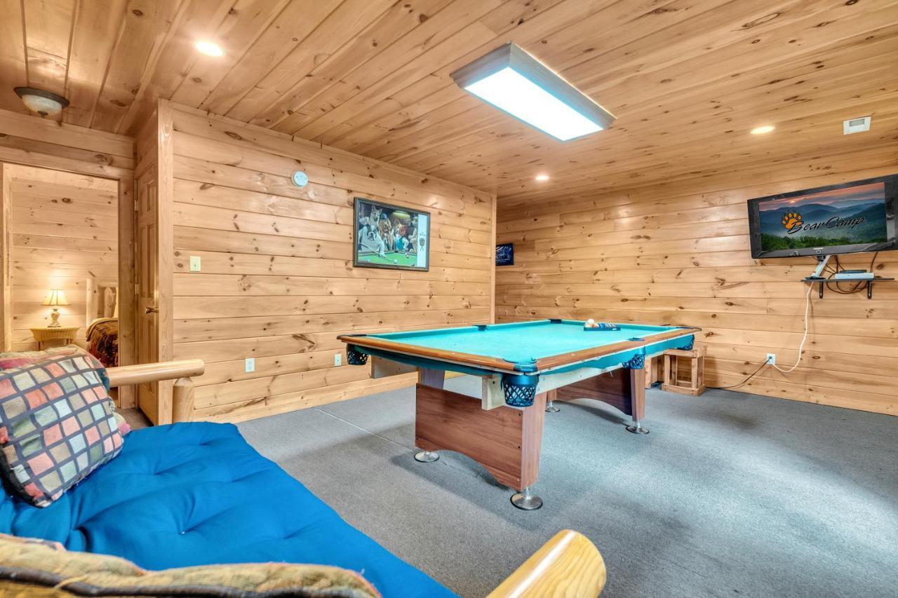 Holiday home American Honey - Hot Tub, 1089 Of Free Attraction Tickets For Each Paid Day, Dollywood And More! *