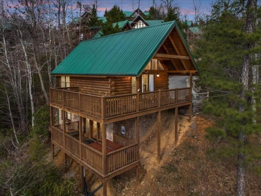 Holiday home Breathtaking Views Of The Smokies, 3 Mins To