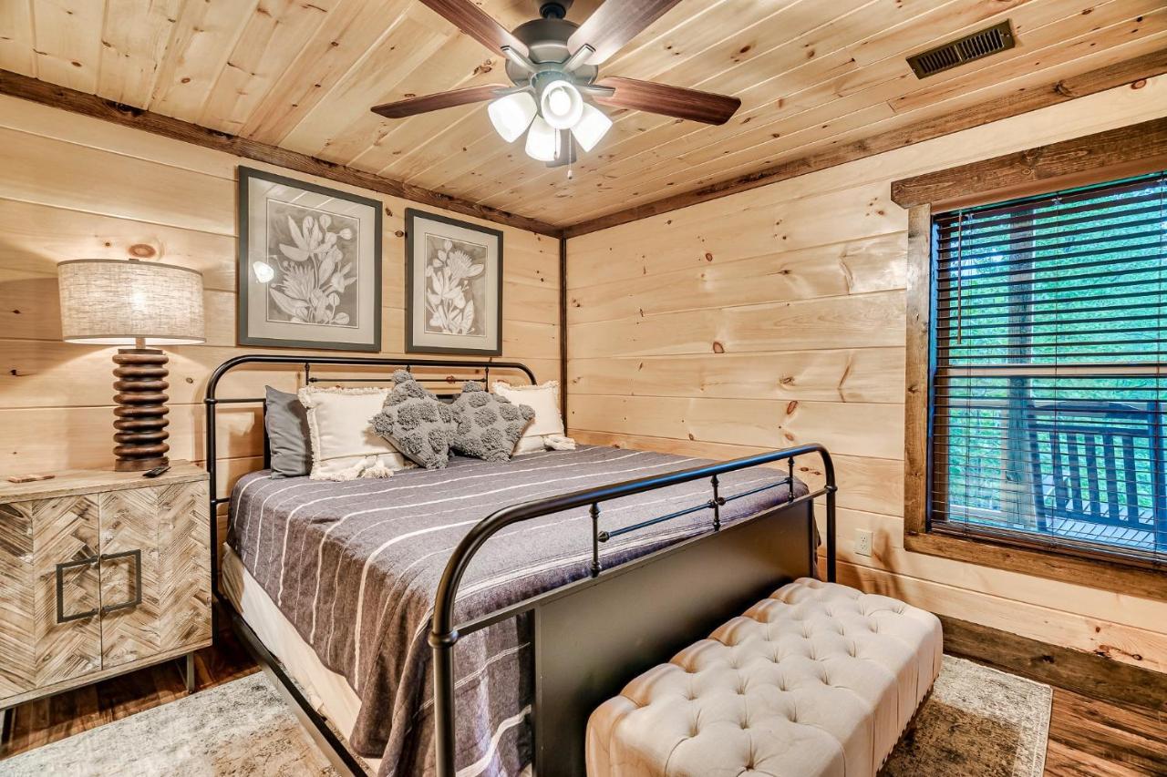 Holiday home Modern Mountain Cabin! Hot Tub! Near Downtown! Gatlinburg