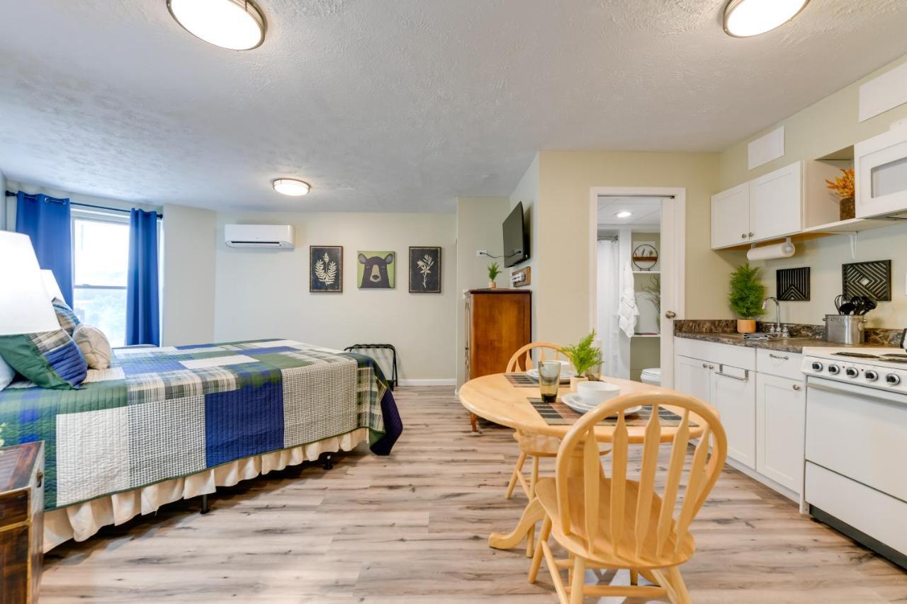 Apartment Dtwn Pool Access! *
