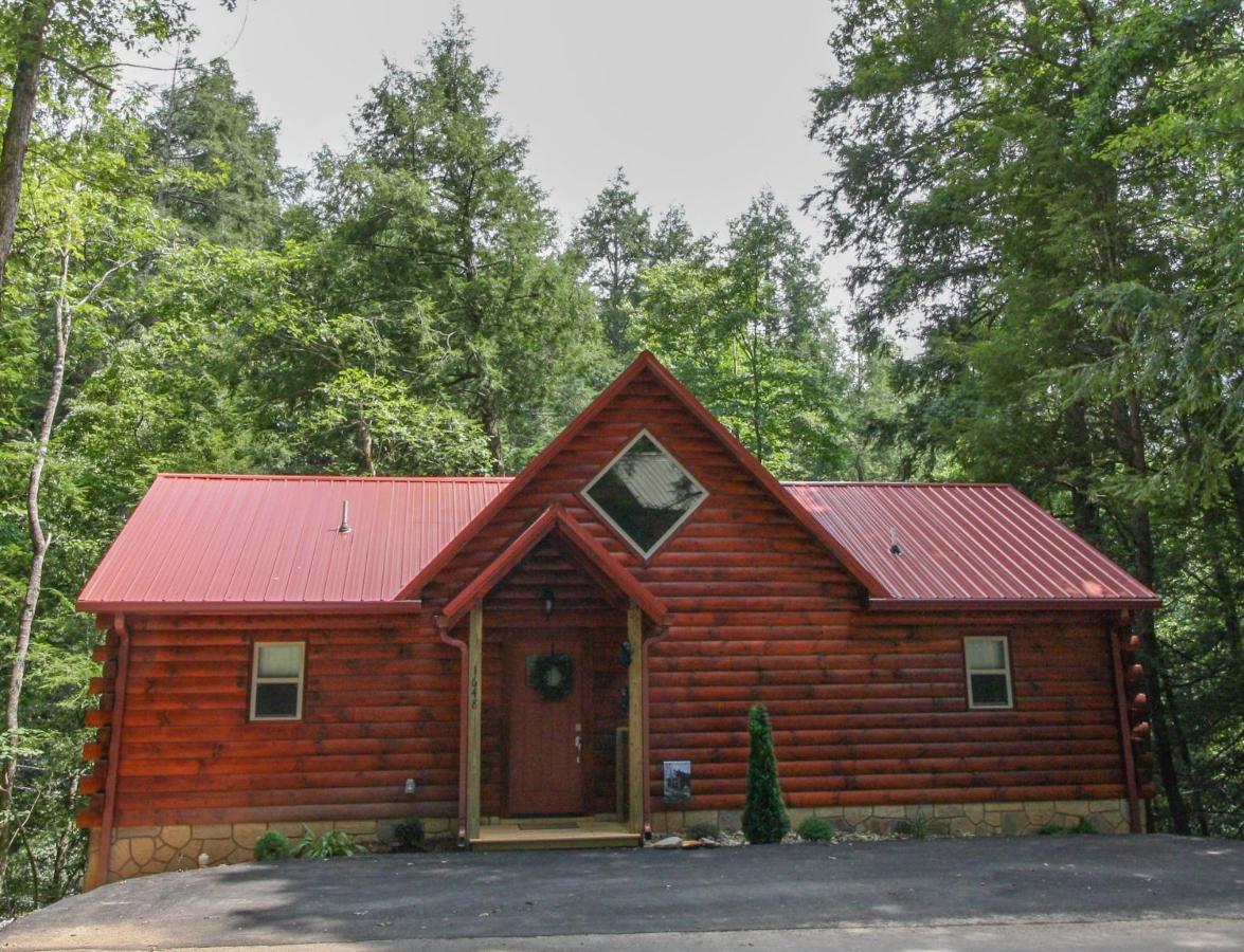 210 Cubs In The Treetops - Luxurious In Gatlinburg
