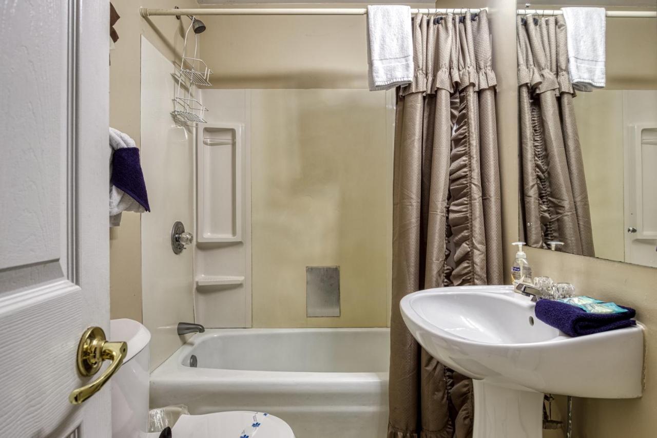 Holiday home Bearadise - Sleeps 11 With A Game And Amenities Near Ober Gatlinburg