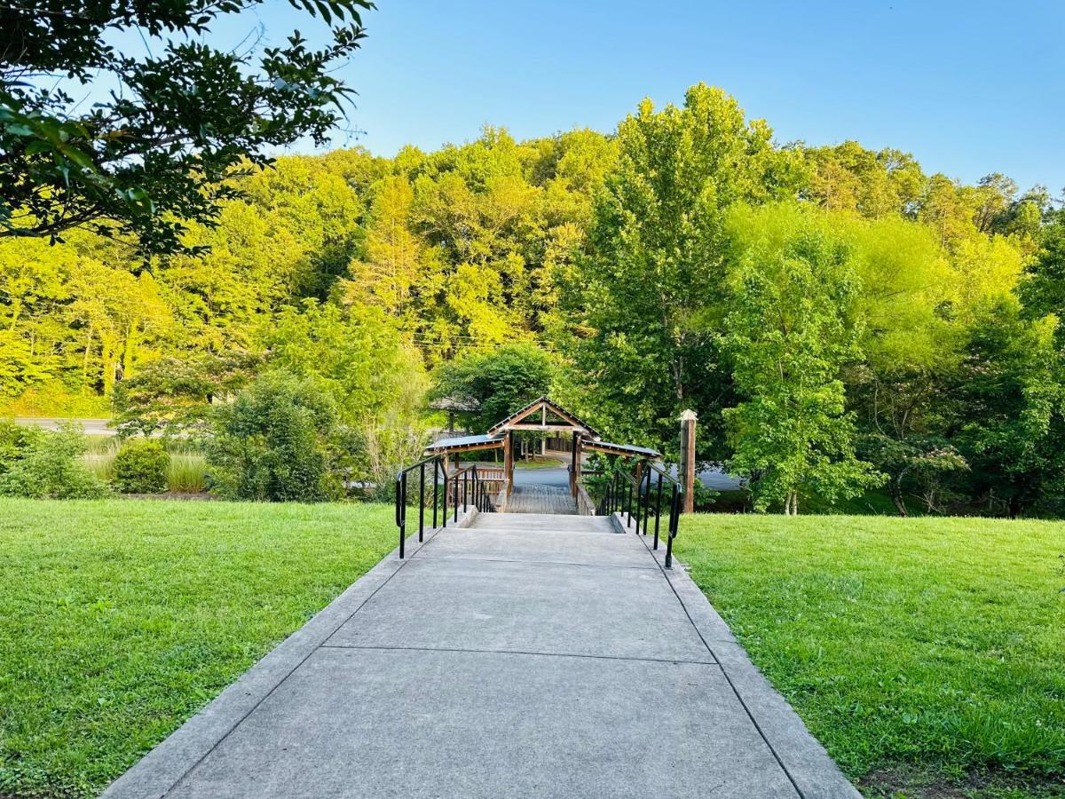 Cozy Apt For A Peaceful Getaway Gatlinburg