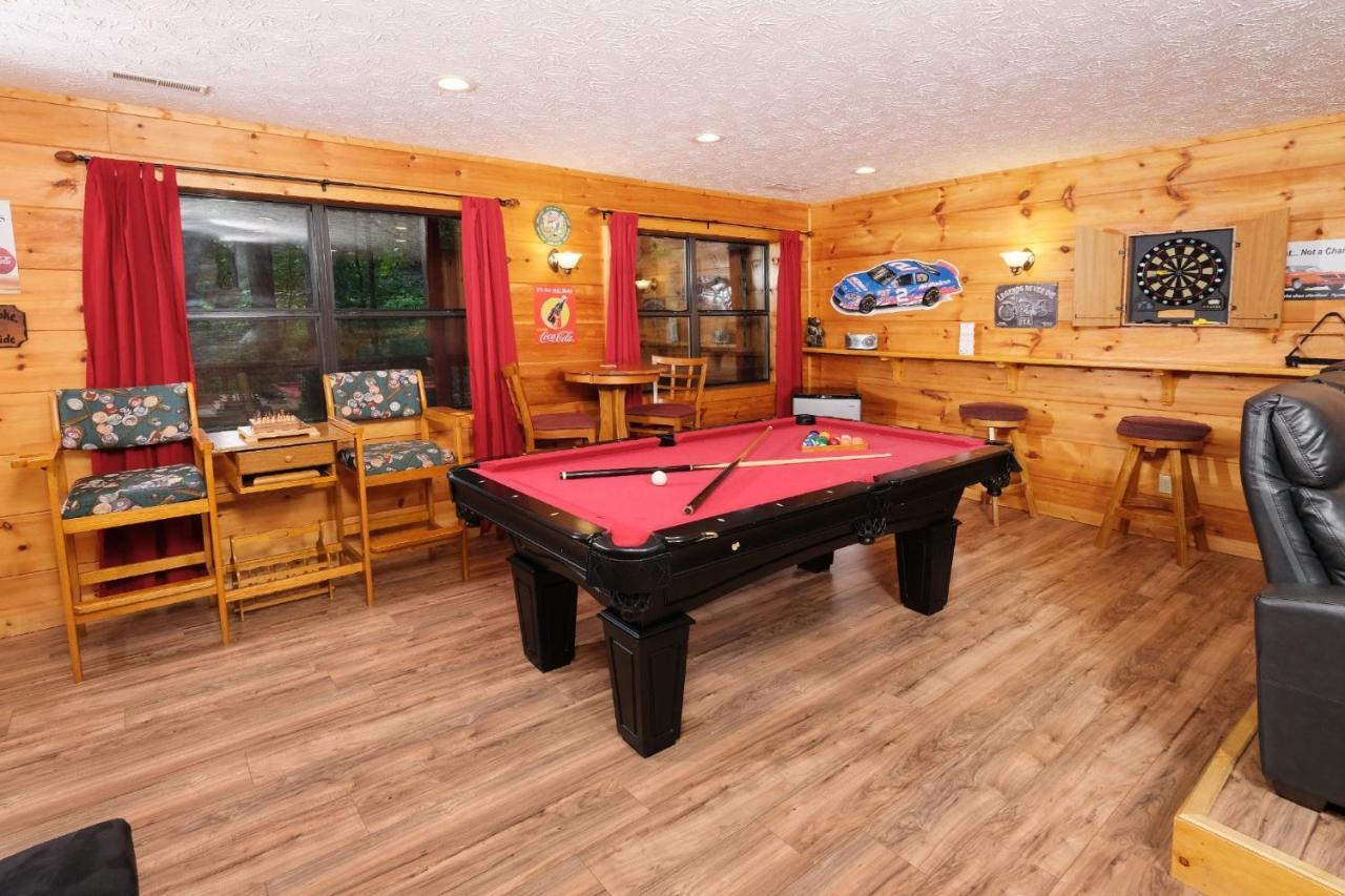 Bear Footinn Villa