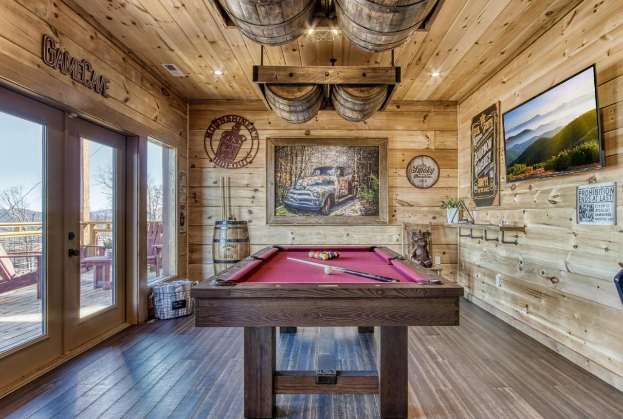 Moonshiners Hideout Hot Tub Game Pool