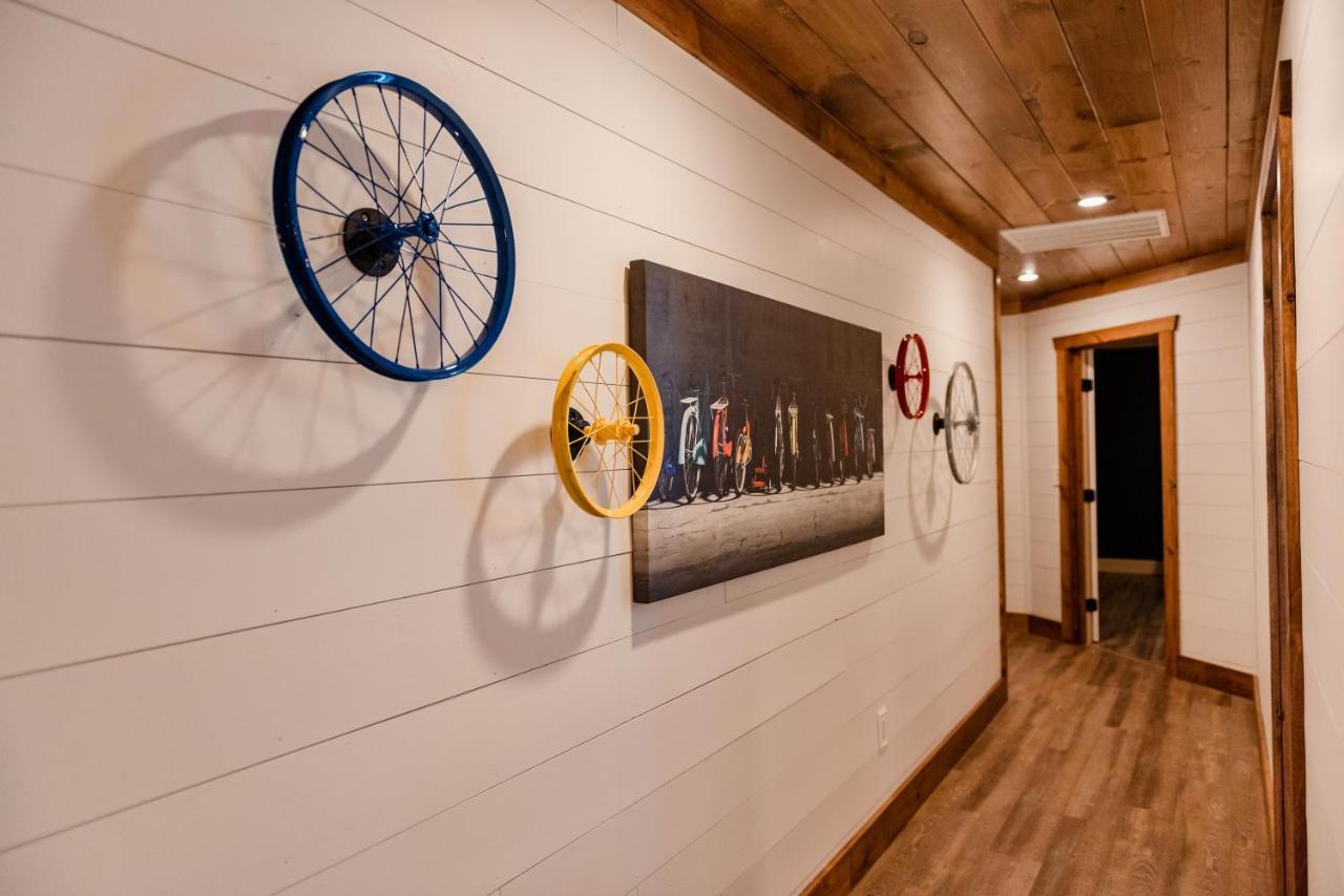 Chalet Bigfoots Retreat Gatlinburg