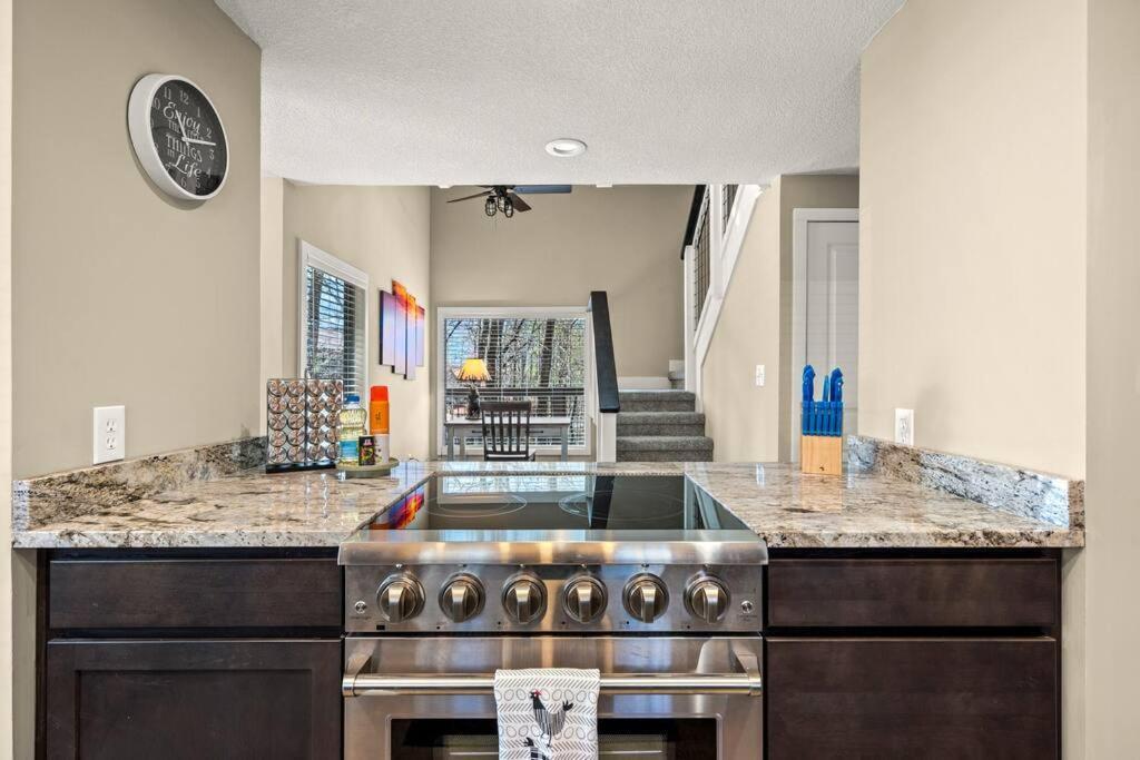 Holiday home Baileys Mountain Retreat
