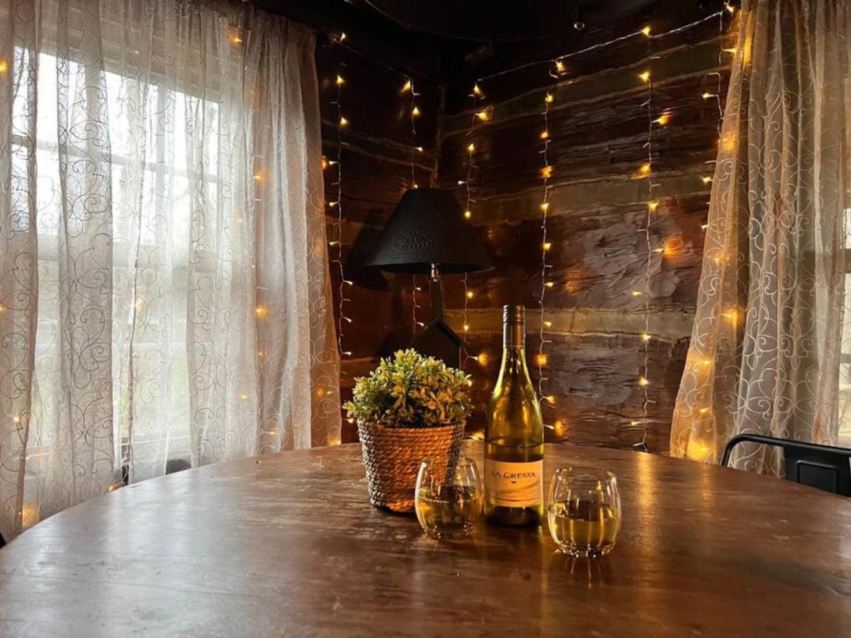 Smoky Speakeasy 2 2 Hot Tubs And Private Pool Gatlinburg