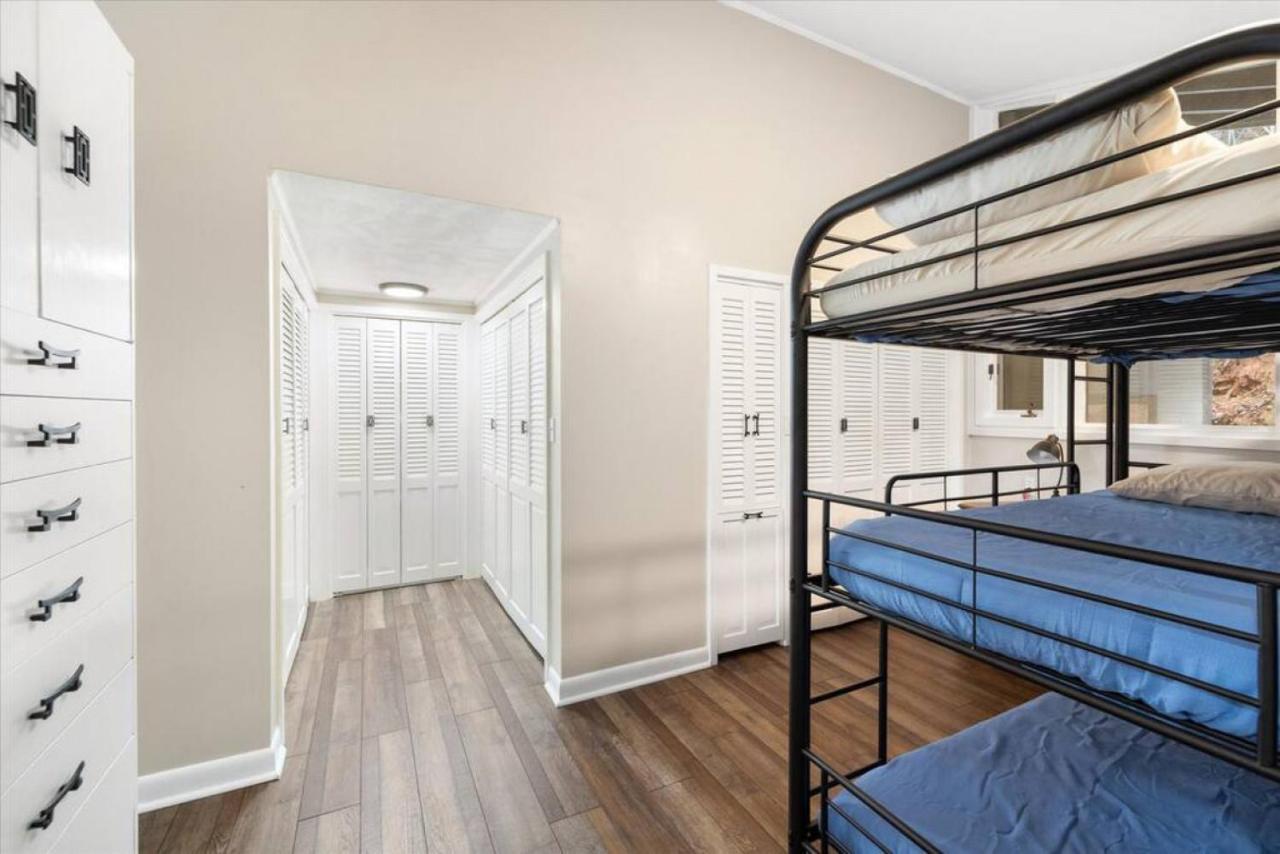 Smoky Speakeasy 2 2 Hot Tubs And Private Pool * Gatlinburg