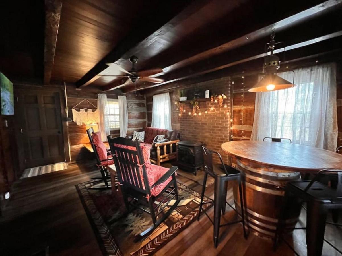 Smoky Speakeasy 2 2 Hot Tubs And Private Pool *