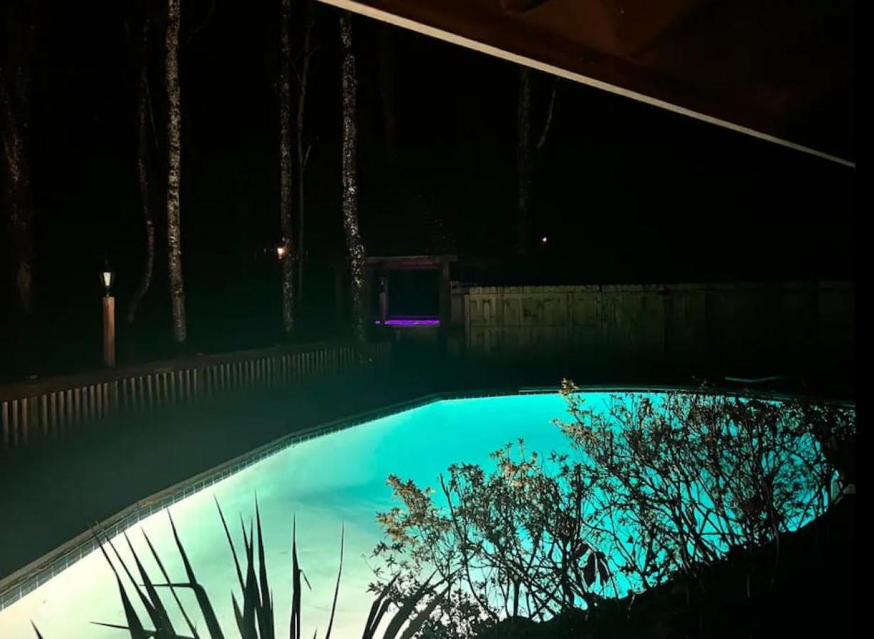 Smoky Speakeasy 2 2 Hot Tubs And Private Pool Holiday home
