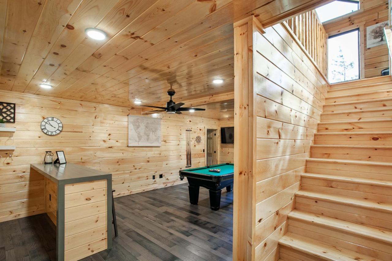 Stunning View Hot Tub Games *