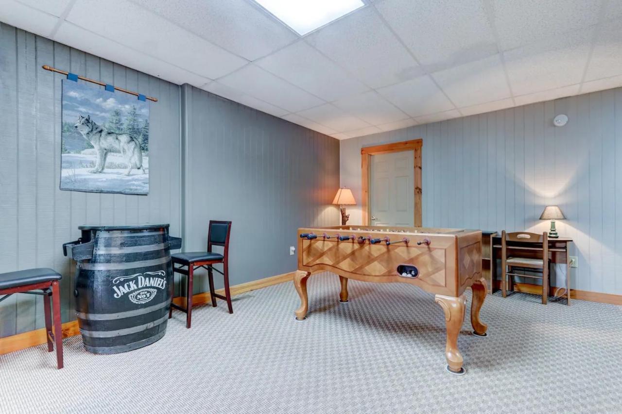 Lux 4bd W/ Views! Fire Pits + Hot Tub + Pool