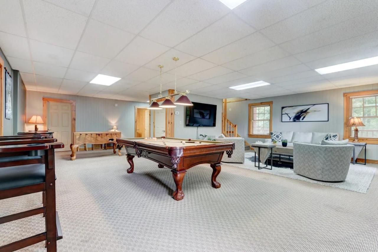 Lux 4bd W/ Views! Fire Pits + Hot Tub + Pool