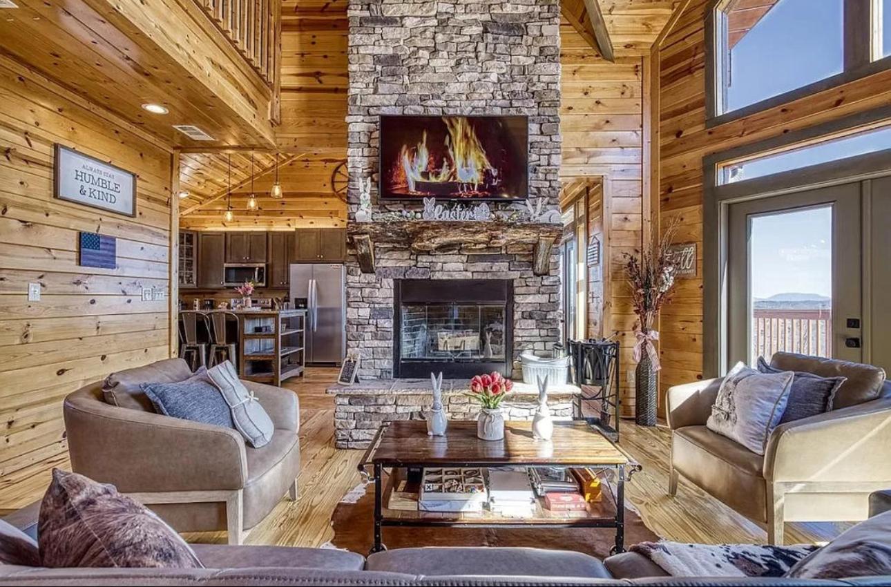 Villa Hawk's View Log Cabin -mountains In Gatlinburg. *