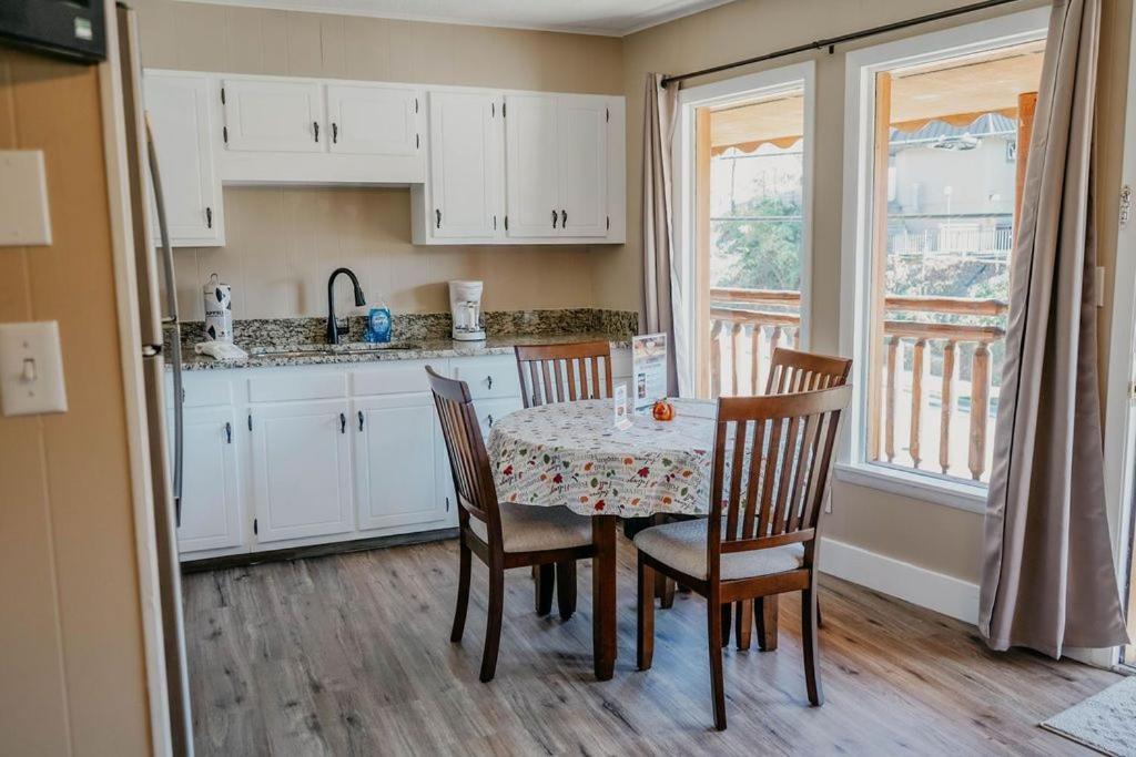 Holiday home Charming In Downtown Gatlinburg