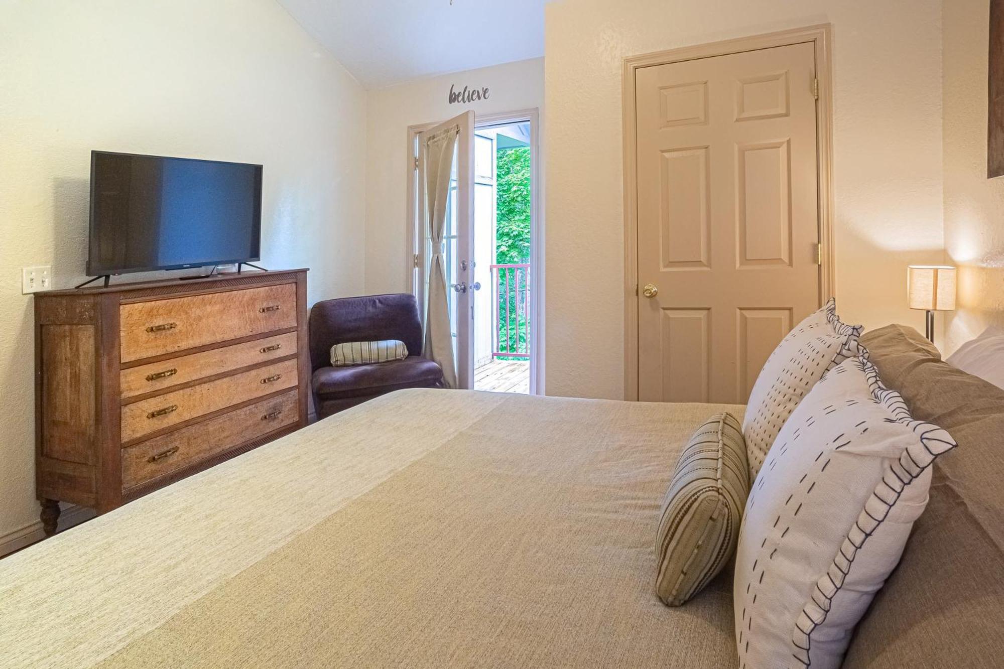 Sasquatch Cde Sleeps 35 Holiday home Gatlinburg