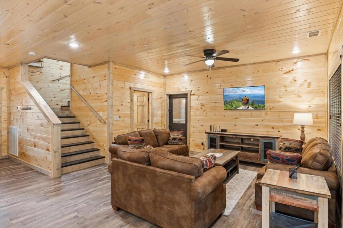 New 8br Pool W Hot Tub & Arcade Hl Holiday home