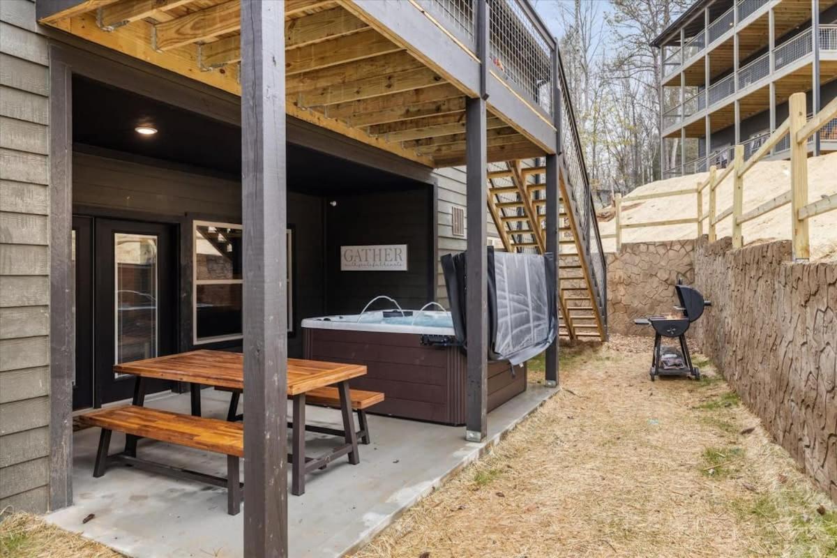 New 8br Pool W Hot Tub & Arcade Hl Gatlinburg