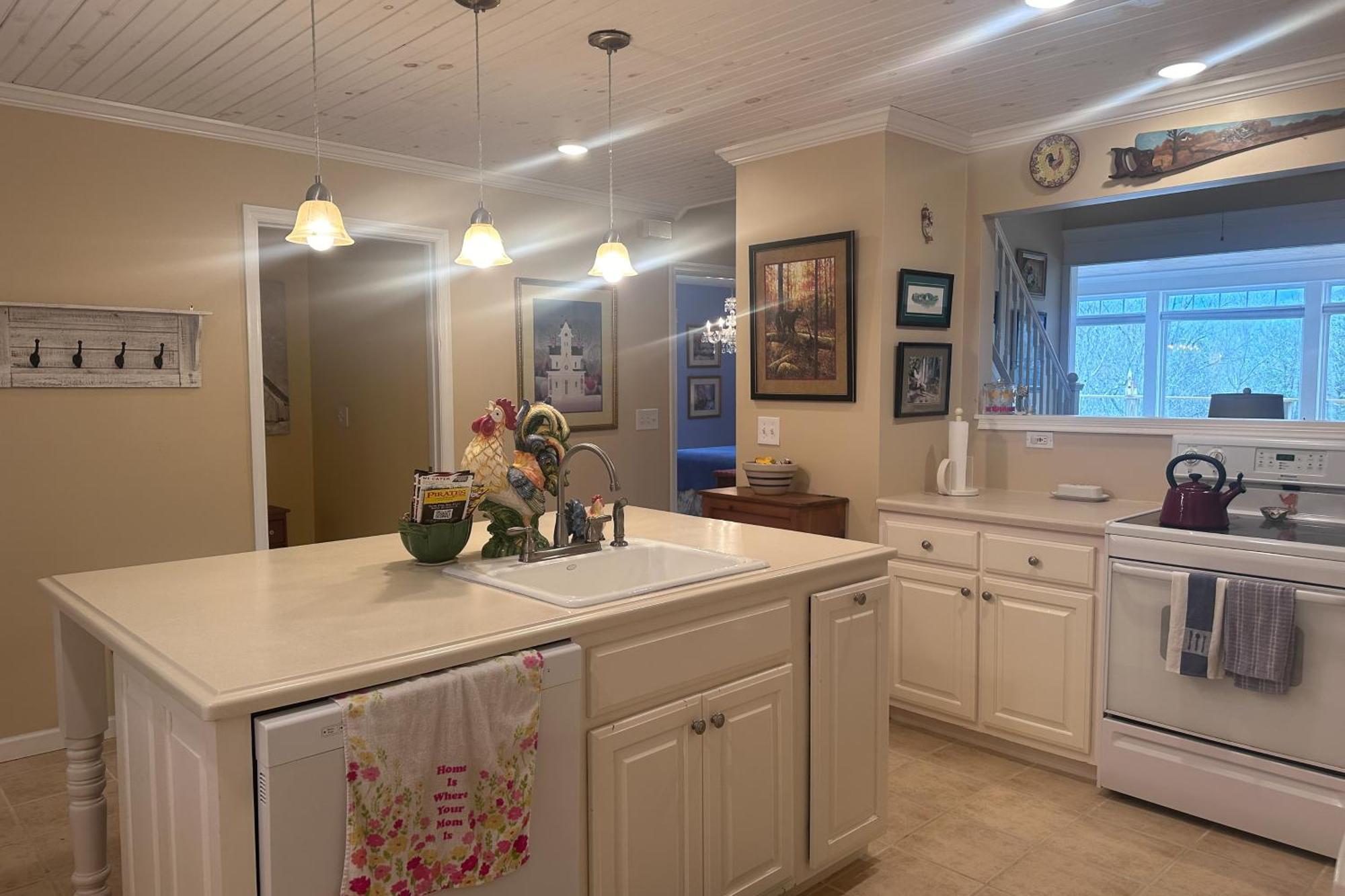 Daisy's Enchanted Holiday home