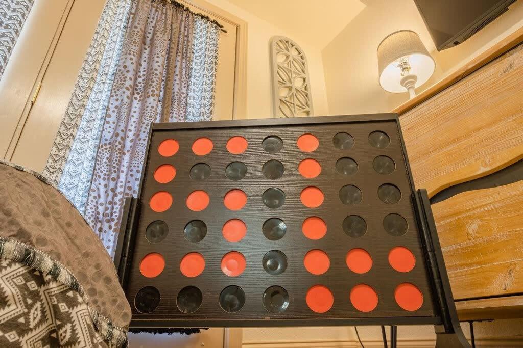 H -
