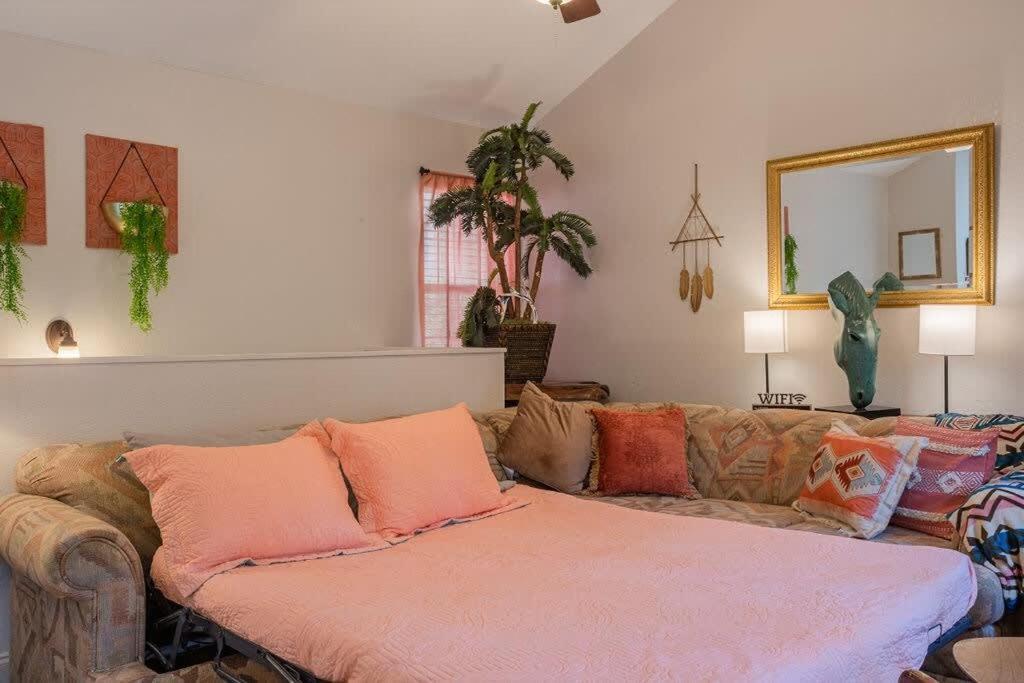 H - Holiday home *
