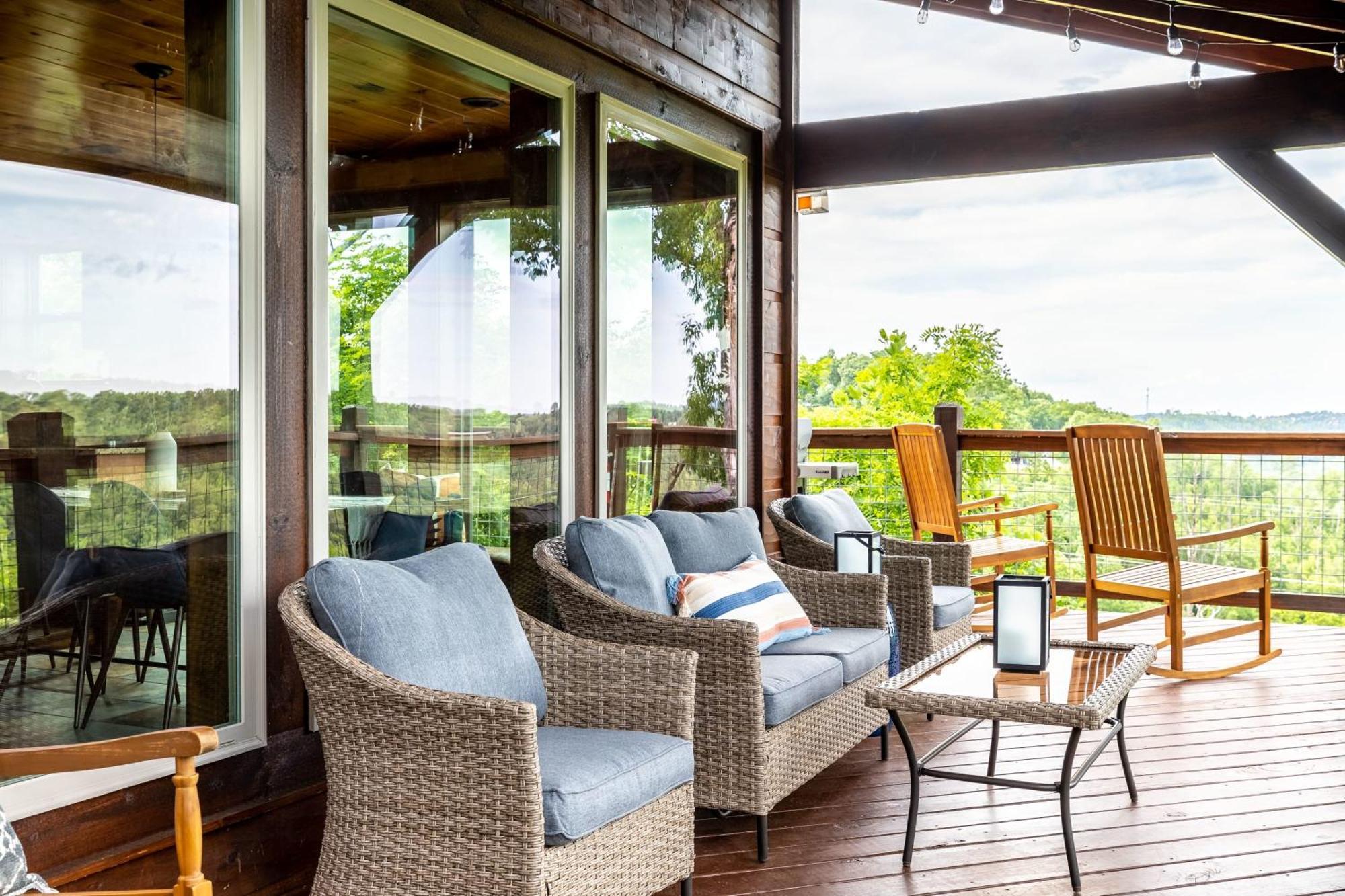 The Solstice - Amenities Galore Mountain Retreat Holiday home