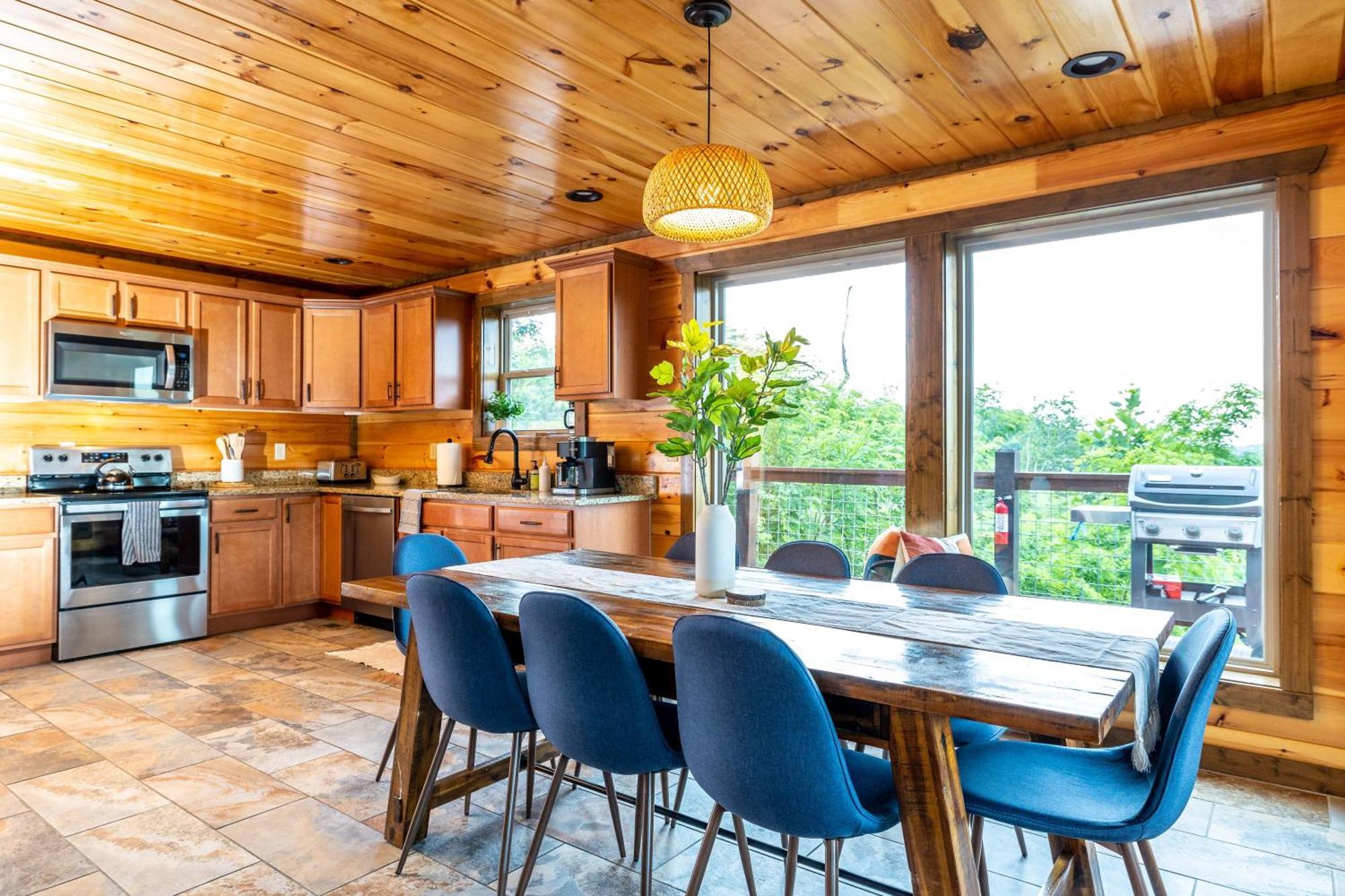 Holiday home The Solstice - Amenities Galore Mountain Retreat Gatlinburg