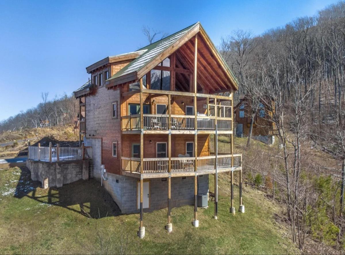 Autumn Ridge Gatlinburg