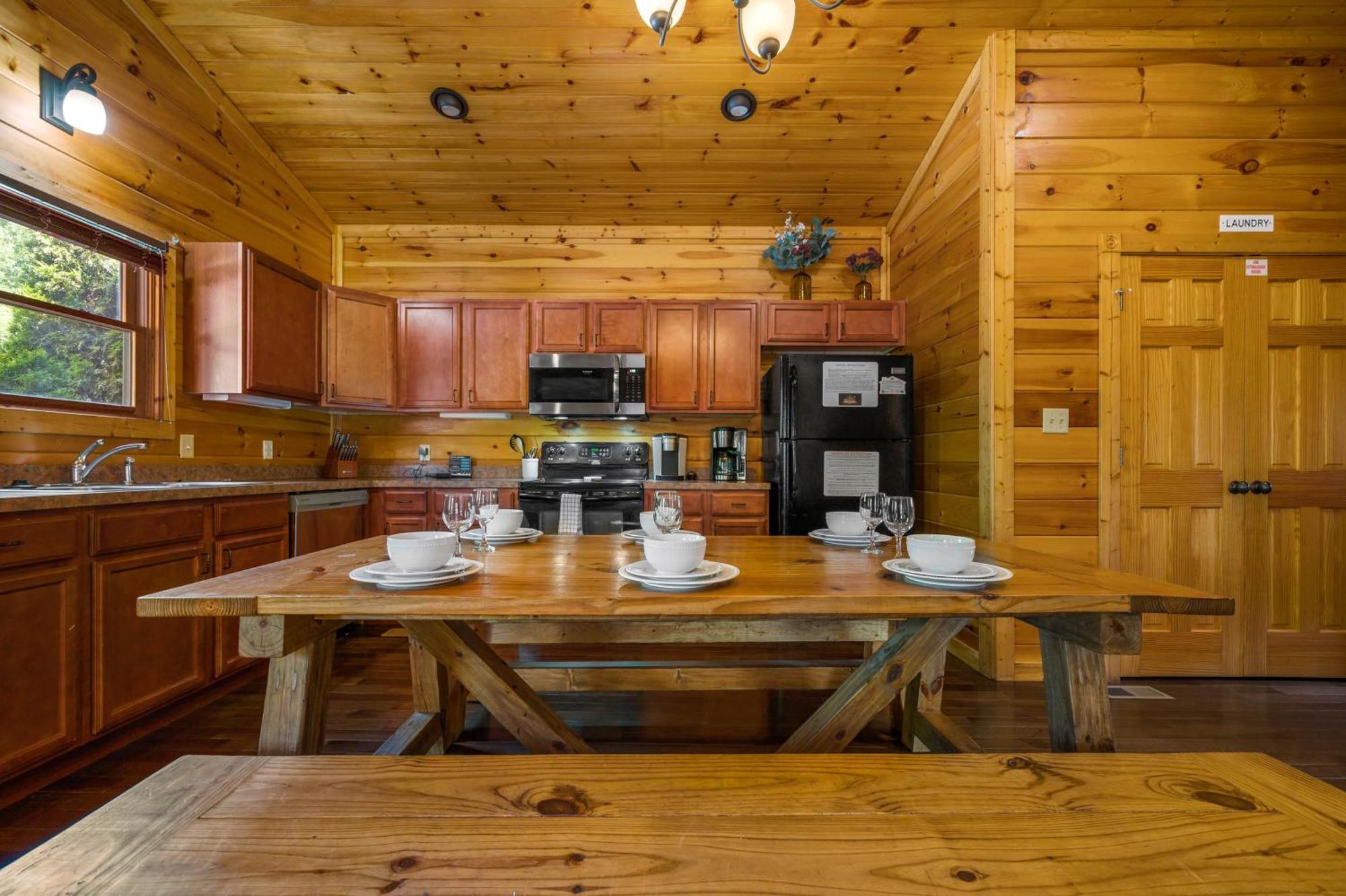 Smoky Mountain High Holiday home *
