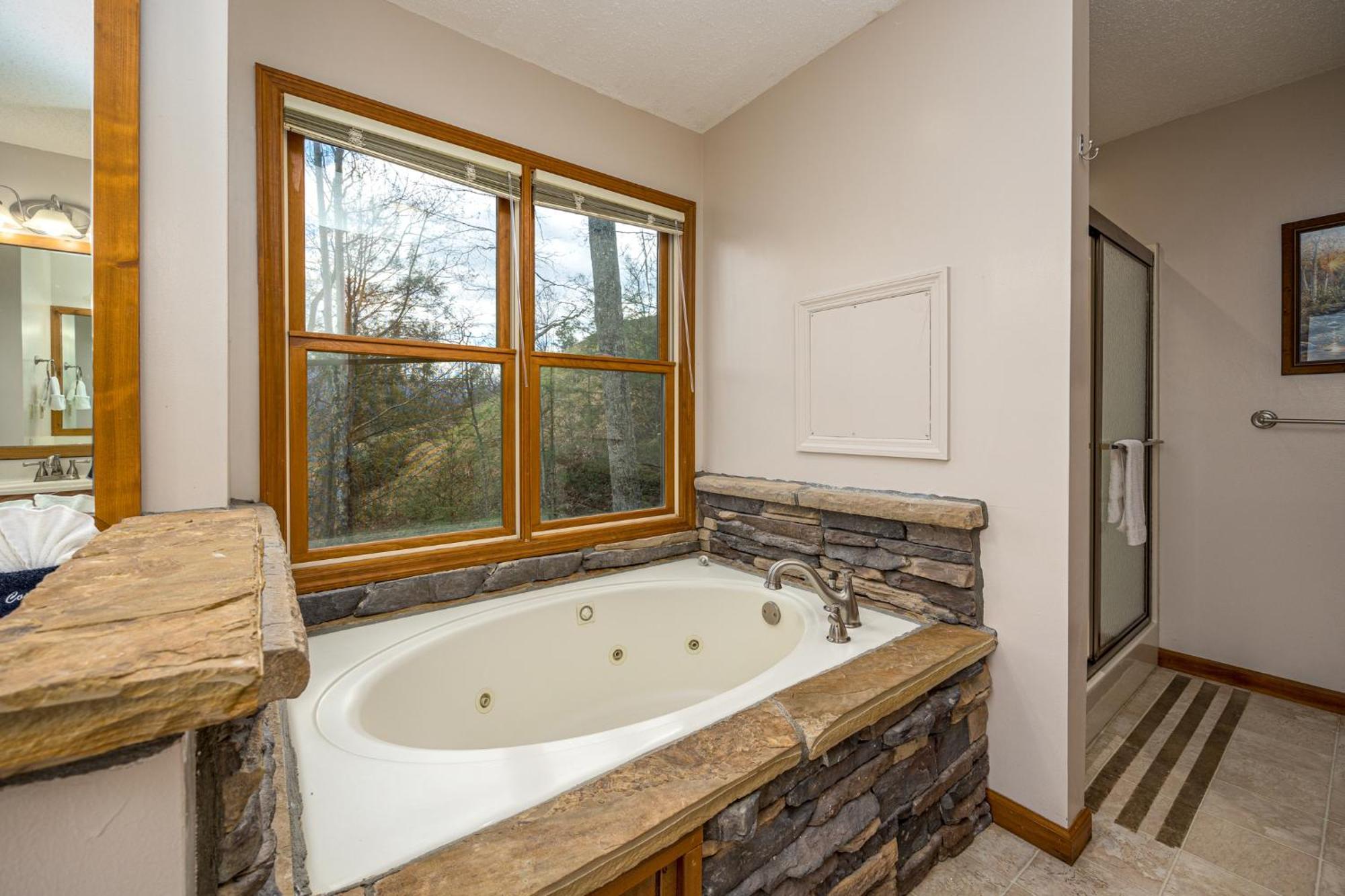 Altitude Adjustment Holiday home Gatlinburg