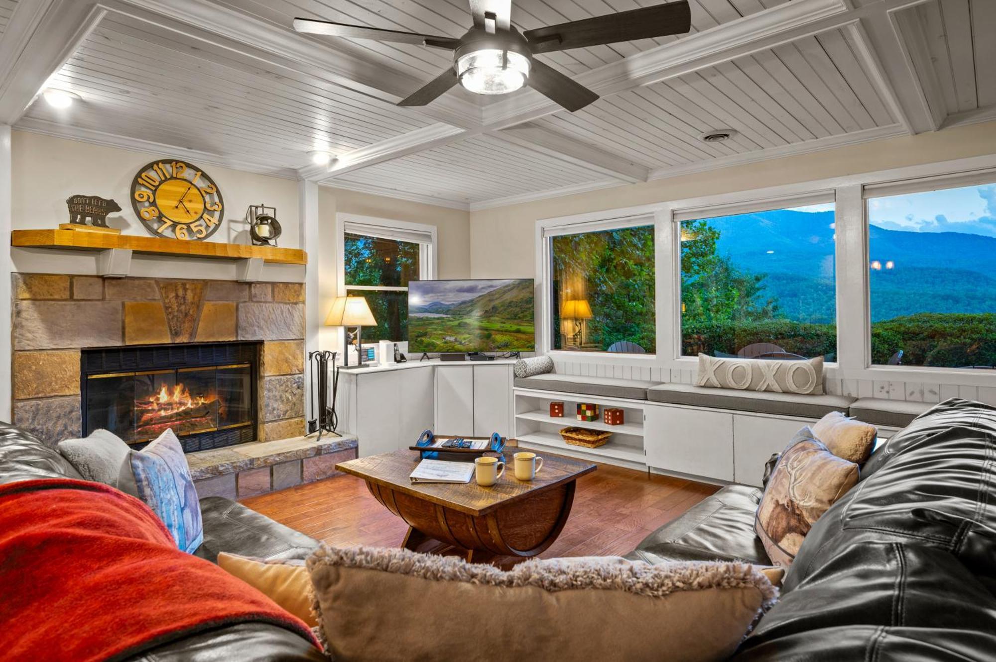 Holiday home Find Your Bear-ings Gatlinburg