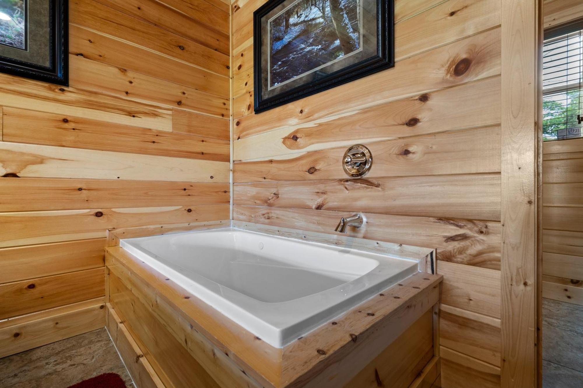 Smoky Mountain Dreams * Gatlinburg