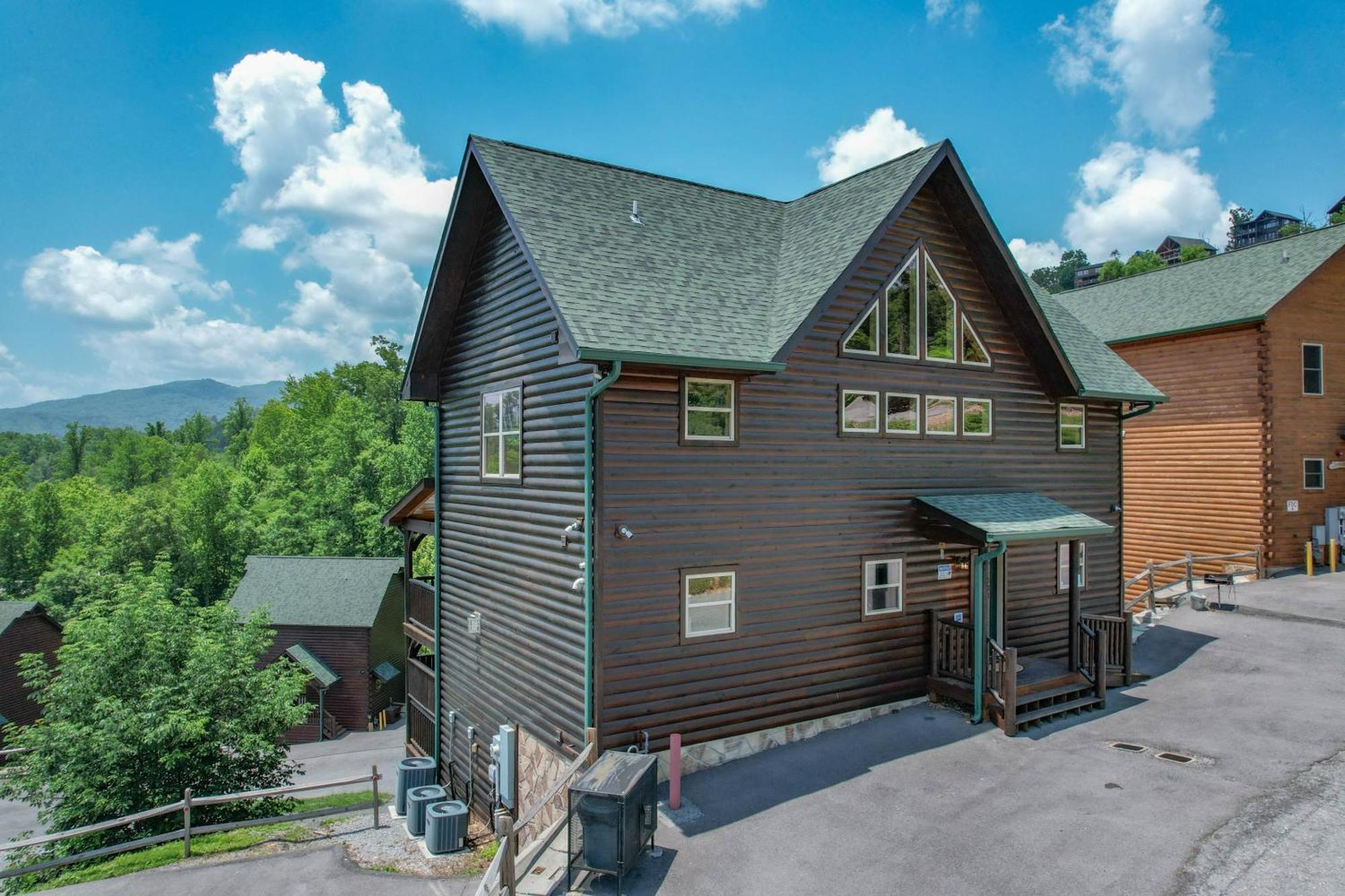 Smoky Mountain Dreams Holiday home *