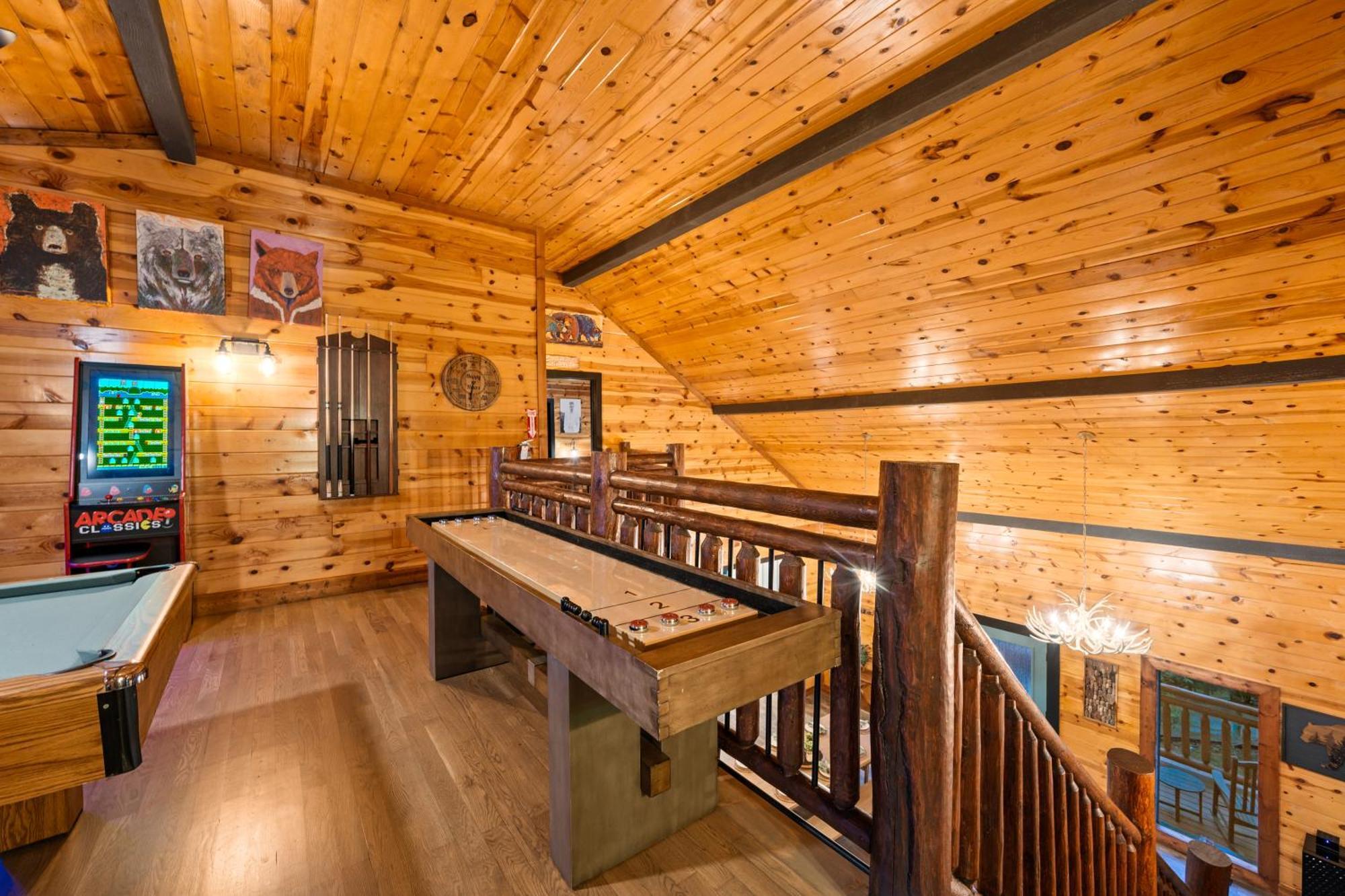 Treasure Of Tennessee Gatlinburg