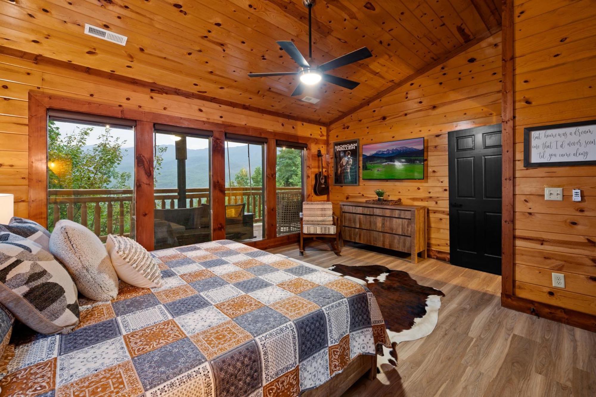 Treasure Of Tennessee Gatlinburg