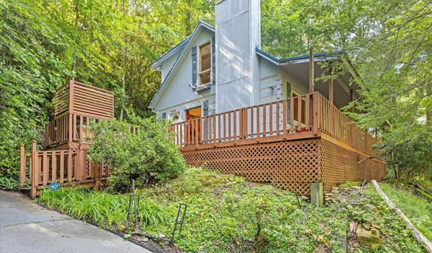 Holiday home Near Downtown, Bbq,hot Tub, Foosball, Fireplace Gatlinburg